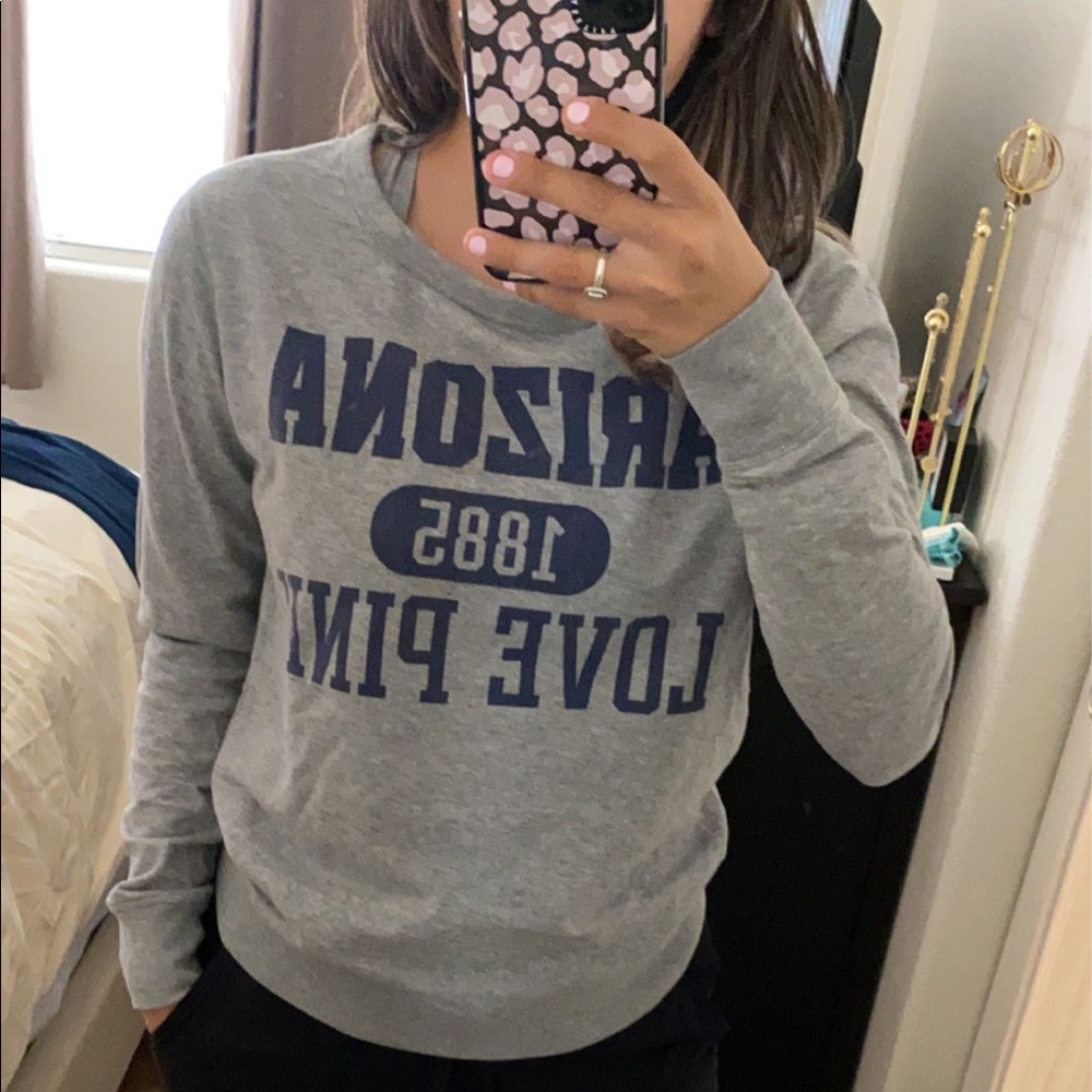 VS Pink Arizona Sweater/Long Sleeve